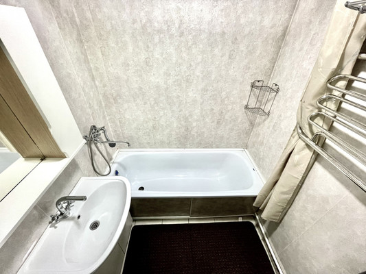 Продам однокомнатную (1-комн.) квартиру, Ольховая ул, 21, Красноярск г