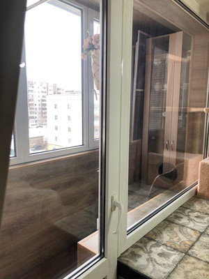 Продам трехкомнатную (3-комн.) квартиру, Большая Московская ул, 110/2, Великий Новгород г