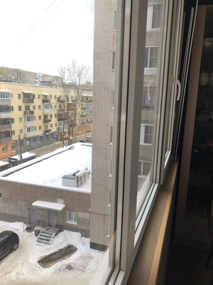 Продам трехкомнатную (3-комн.) квартиру, Большая Московская ул, 110/2, Великий Новгород г