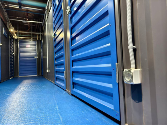 Сдам коммерческое помещение 1 706 м2, Октябрьская ул, 30, Мурманск г