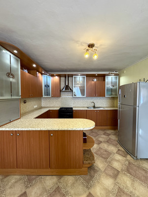 Продам дом, Мира ул, 45, Ханты-Мансийск г, 0 км от города