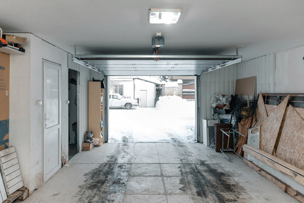 Продам дом, Зырянова ул, 13, Ханты-Мансийск г, 0 км от города