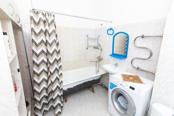 Продам двухкомнатную (2-комн.) квартиру, Ледовая ул, 19, Ханты-Мансийск г