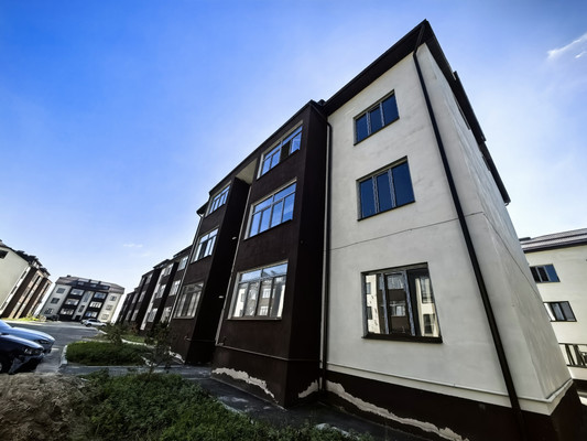 Продам двухкомнатную (2-комн.) квартиру, им. Сижажева М.В. ул, 1кв, Чегем г