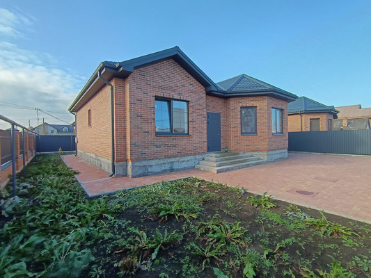 Продам дом, Отдельская ул, Славянск-на-Кубани г, 0 км от города