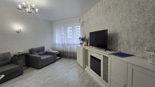 Продам двухкомнатную (2-комн.) квартиру, Крылова ул, 13к2, Анапа г