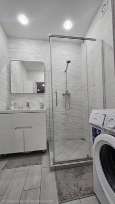 Продам двухкомнатную (2-комн.) квартиру, Крылова ул, 13к2, Анапа г