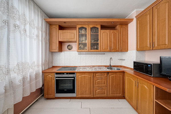 Продам многокомнатную квартиру, Гарибальди ул, 10к6, Москва г