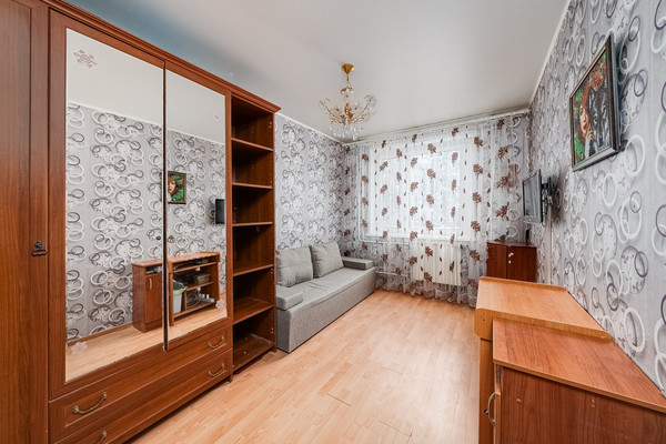 Продам многокомнатную квартиру, Гарибальди ул, 10к6, Москва г