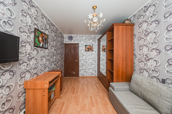 Продам многокомнатную квартиру, Гарибальди ул, 10к6, Москва г