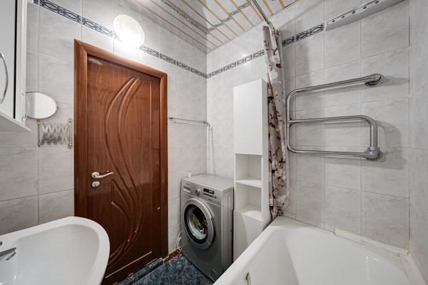 Продам многокомнатную квартиру, Гарибальди ул, 10к6, Москва г