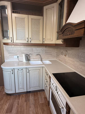 Продам трехкомнатную (3-комн.) квартиру, Белышева ул, 5/6А, Санкт-Петербург г