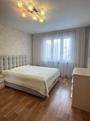 Продам трехкомнатную (3-комн.) квартиру, Белышева ул, 5/6А, Санкт-Петербург г