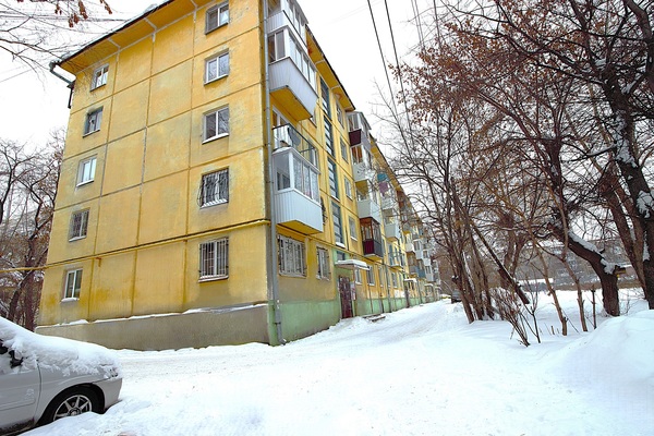 Продам двухкомнатную (2-комн.) квартиру, Кунарская ул, 6, Екатеринбург г