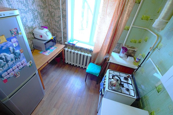 Продам двухкомнатную (2-комн.) квартиру, Кунарская ул, 6, Екатеринбург г