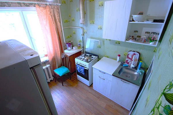 Продам двухкомнатную (2-комн.) квартиру, Кунарская ул, 6, Екатеринбург г