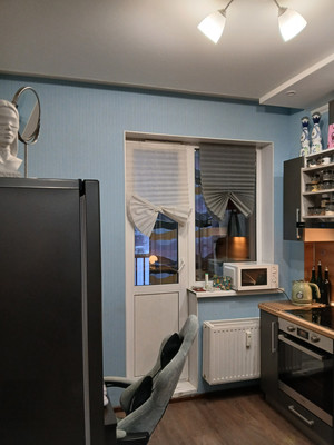 Продам однокомнатную (1-комн.) квартиру, Оборонная ул, 37к1, Мурино п