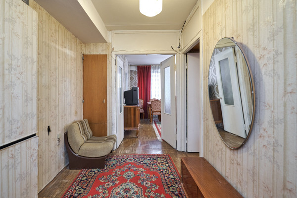 Продам многокомнатную квартиру, Шверника ул, 9к4, Москва г