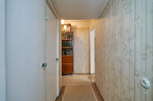 Продам многокомнатную квартиру, Шверника ул, 9к4, Москва г