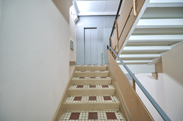 Продам многокомнатную квартиру, Шверника ул, 9к4, Москва г