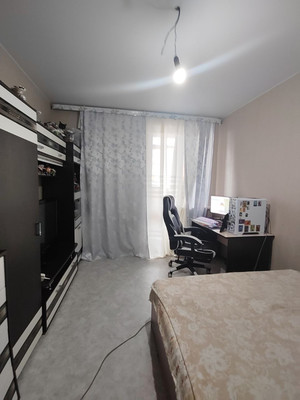 Продам трехкомнатную (3-комн.) квартиру, Анны Коньковой ул, 14, Ханты-Мансийск г