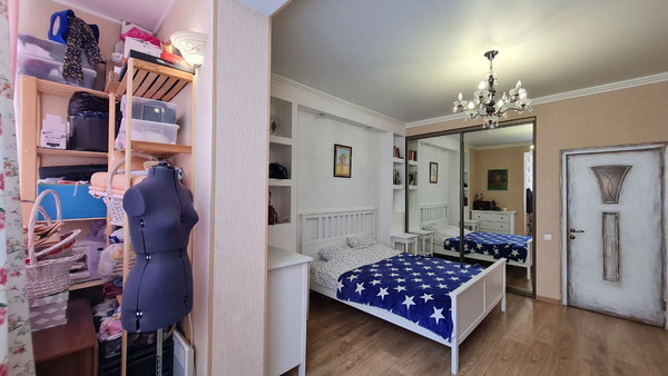 Продам трехкомнатную (3-комн.) квартиру, Ямская ул, 10, Ханты-Мансийск г