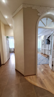 Продам трехкомнатную (3-комн.) квартиру, Ямская ул, 10, Ханты-Мансийск г