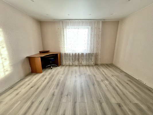 Продам однокомнатную (1-комн.) квартиру, Шевченко ул, 39, Ханты-Мансийск г