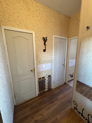 Продам двухкомнатную (2-комн.) квартиру, Михневская ул, 8, Москва г