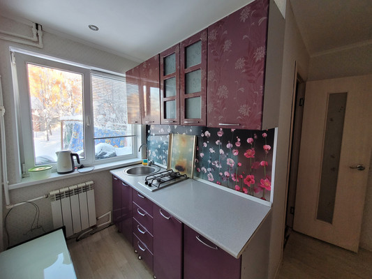 Продам трехкомнатную (3-комн.) квартиру, Гагарина ул, 165, Ханты-Мансийск г