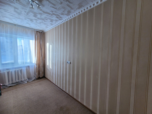 Продам трехкомнатную (3-комн.) квартиру, Гагарина ул, 165, Ханты-Мансийск г