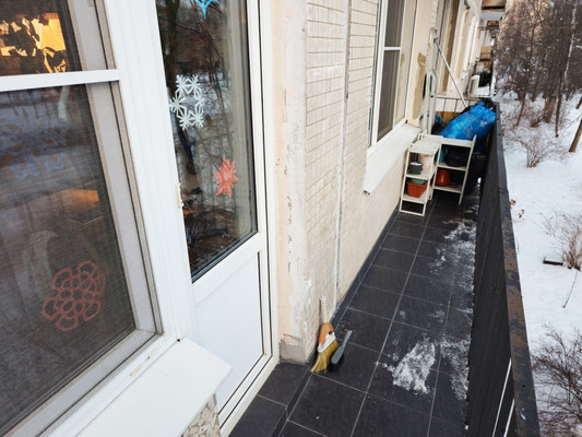 Продам трехкомнатную (3-комн.) квартиру, Альпийский пер, 20А, Санкт-Петербург г