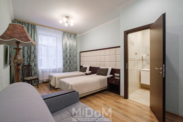 Продам многокомнатную квартиру, Садовая ул, 59, Санкт-Петербург г