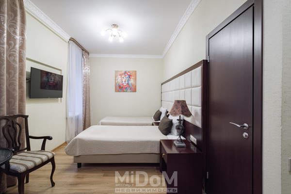 Продам многокомнатную квартиру, Садовая ул, 59, Санкт-Петербург г