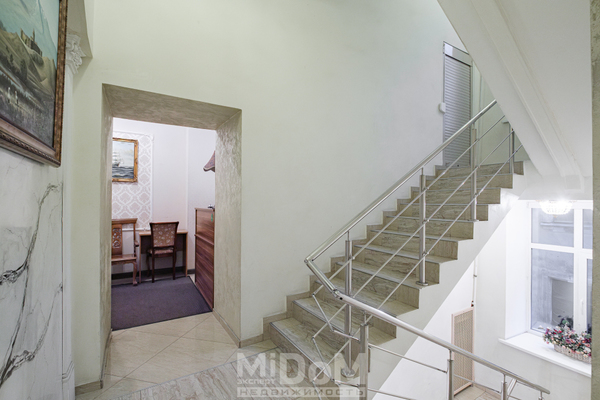 Продам многокомнатную квартиру, Садовая ул, 59, Санкт-Петербург г