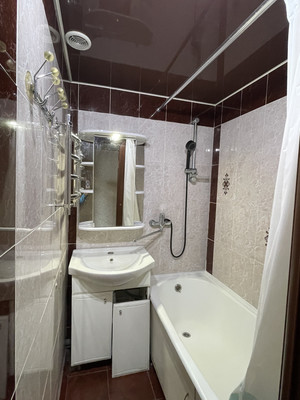 Продам двухкомнатную (2-комн.) квартиру, Костромская ул, 10, Москва г