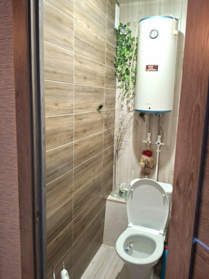 Продам двухкомнатную (2-комн.) квартиру, Молодежный проезд, 4, Мурманск г