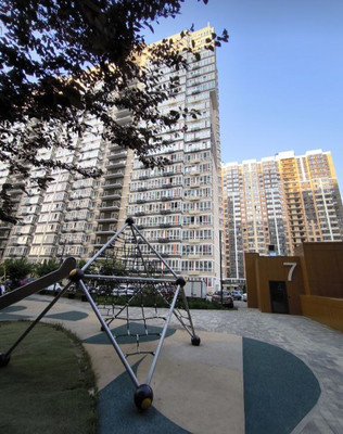 Продам двухкомнатную (2-комн.) квартиру, им. Героя Георгия Бочарникова ул, 2к1, Краснодар г