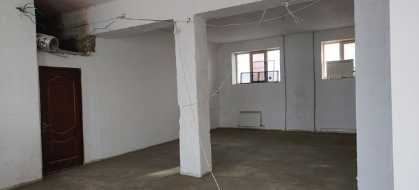 Продам коммерческое помещение 113 м2, Имени Адмирала Серебрякова наб, 61, Новороссийск г