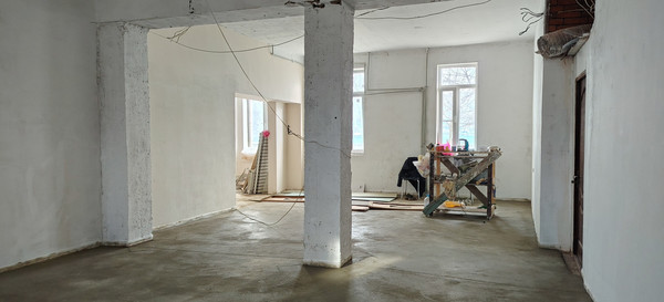 Продам коммерческое помещение 113 м2, Имени Адмирала Серебрякова наб, 61, Новороссийск г