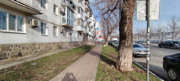 Продам коммерческое помещение 113 м2, Имени Адмирала Серебрякова наб, 61, Новороссийск г