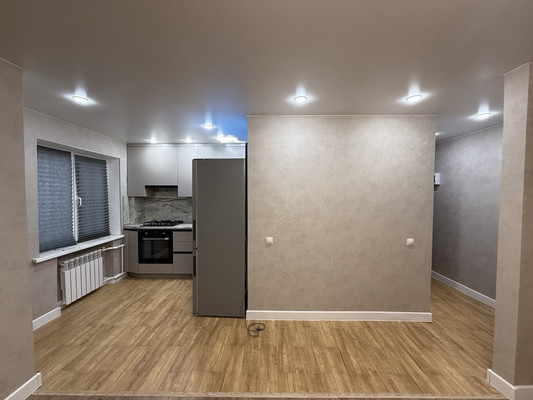 Продам двухкомнатную (2-комн.) квартиру, Б. Хмельницкого ул, 4, Туапсе г