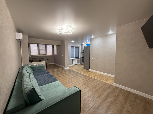 Продам двухкомнатную (2-комн.) квартиру, Б. Хмельницкого ул, 4, Туапсе г