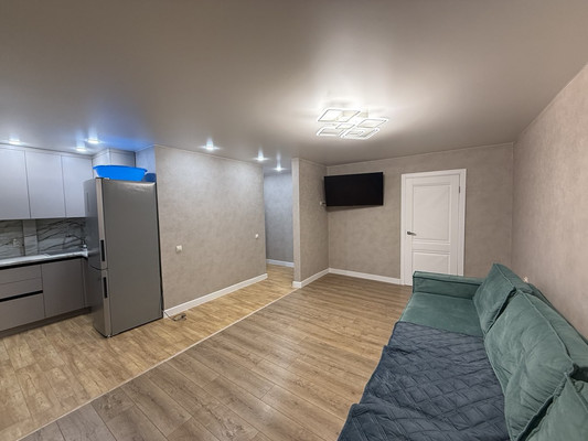 Продам двухкомнатную (2-комн.) квартиру, Б. Хмельницкого ул, 4, Туапсе г