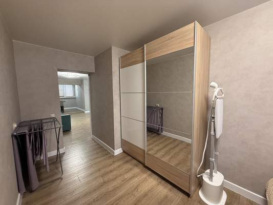 Продам двухкомнатную (2-комн.) квартиру, Б. Хмельницкого ул, 4, Туапсе г