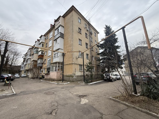 Продам двухкомнатную (2-комн.) квартиру, Б. Хмельницкого ул, 4, Туапсе г