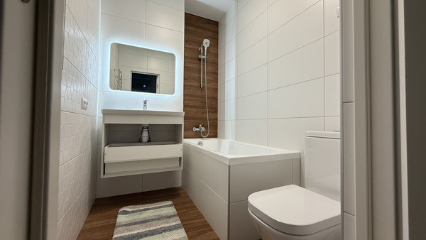 Продам двухкомнатную (2-комн.) квартиру, Гарнизонный пер, 1А, Ростов-на-Дону г