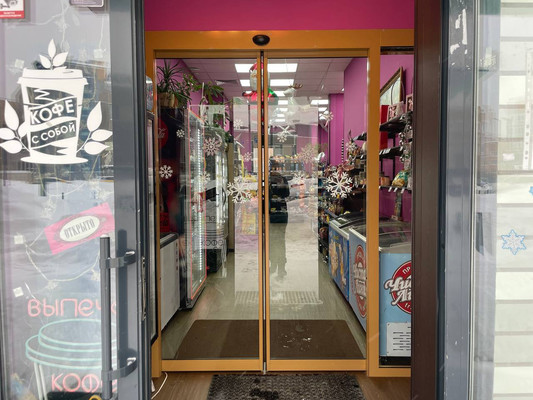 Продам торговое помещение 95,2 м2, Архангельская ул, 2, Ильинское-Усово п