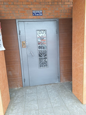 Продам однокомнатную (1-комн.) квартиру, Гагарина ул, 42/9, Волгодонск г