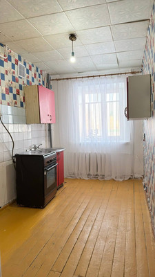 Продам двухкомнатную (2-комн.) квартиру, Школьная ул, 7, Николаевка с